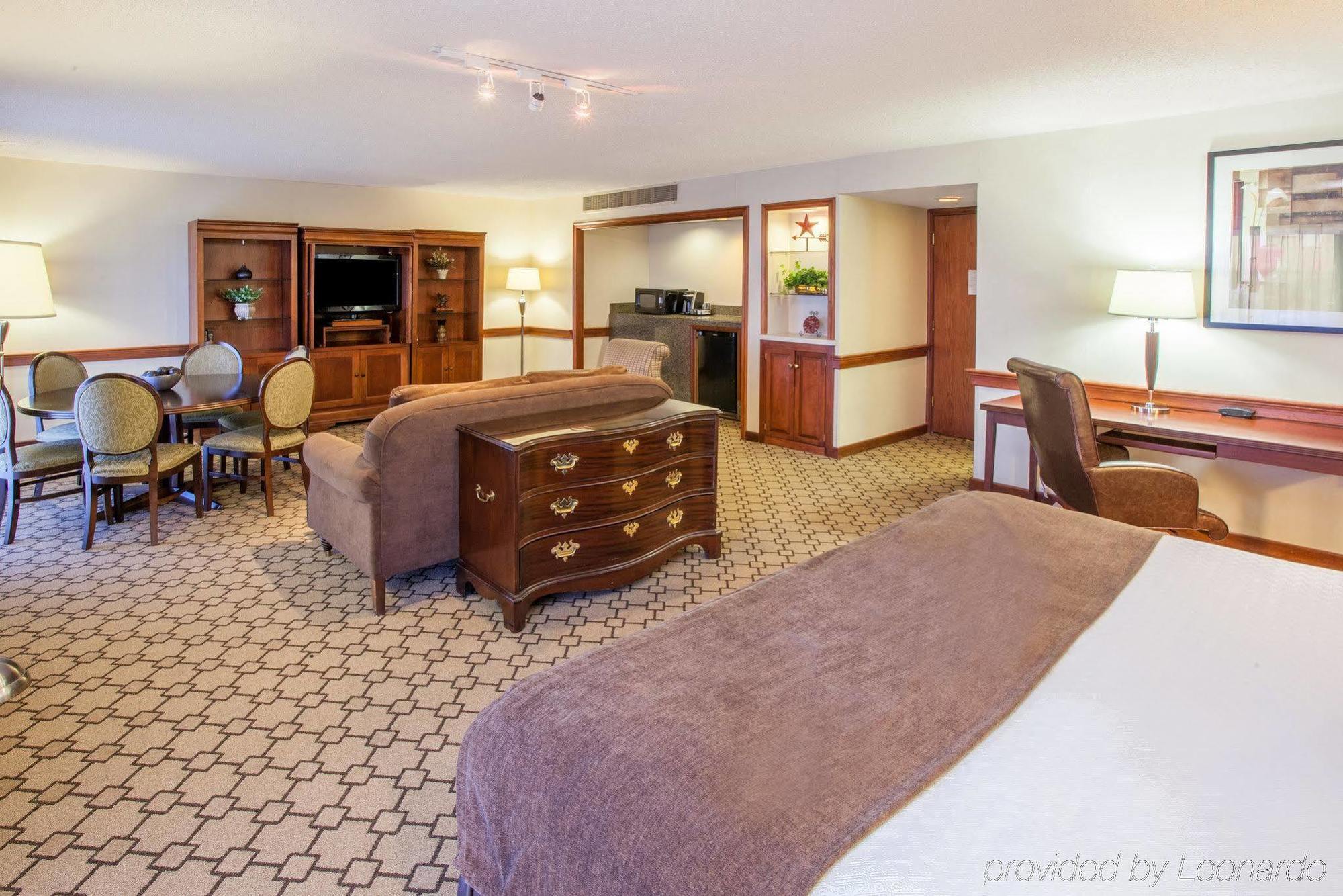 Wyndham Oklahoma City Exterior foto